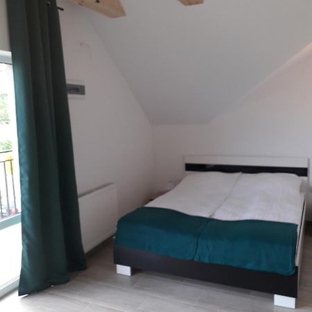 Paprotowka Apartament Wiosenny Paprotno Екстериор снимка
